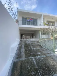 Casa com 4 Quartos para alugar, 280m² no Capoeiras, Florianópolis
