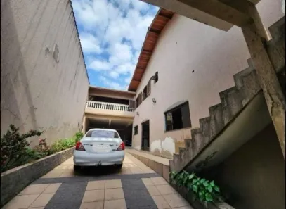 Casa com 3 Quartos para alugar, 200m² no Helena Maria, Osasco