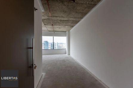 Sala Comercial à venda, 32m² no Praia de Belas, Porto Alegre