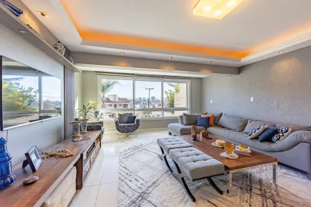 Casa com 4 Quartos à venda, 357m² no Chácara das Pedras, Porto Alegre