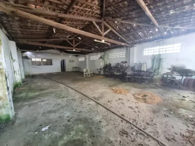 Galpão/Depósito/Armazém à venda, 200m² no Benedito Bentes, Maceió