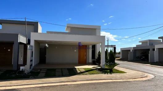Casa de Condomínio com 3 Quartos à venda, 116m² no Residencial Jardim Itália, Catalão