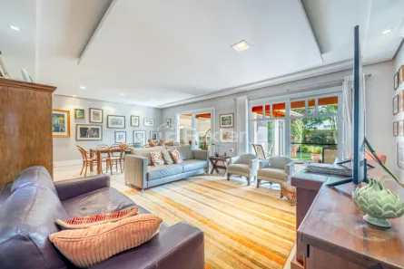 Casa de Condomínio com 4 Quartos à venda, 212m² no Jardim Carvalho, Porto Alegre