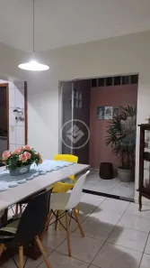 Casa com 3 Quartos à venda, 132m² no Jardim Patrícia, Uberlândia