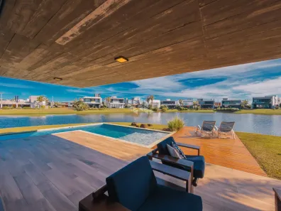 Casa de Condomínio com 4 Quartos à venda, 281m² no XANGRI-LÁ, Xangri-lá