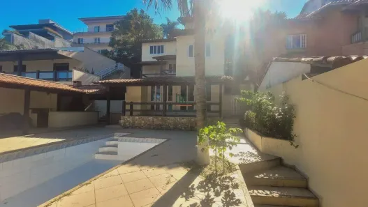 Casa com 7 Quartos à venda, 437m² no Camboinhas, Niterói