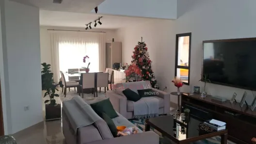 Casa com 3 Quartos à venda, 196m² no Loteamento Villa Branca, Jacareí