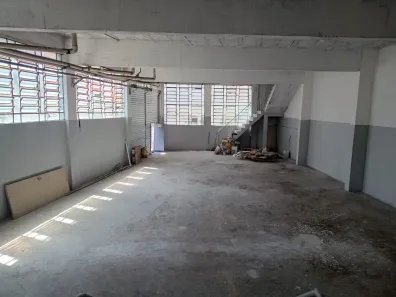 Galpão/Depósito/Armazém à venda, 369m² no Serraria, Diadema