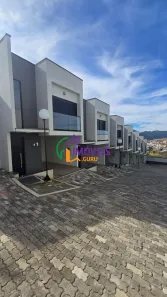 Casa de Condomínio com 2 Quartos à venda, 87m² no Residencial Belvedere, Poços de Caldas