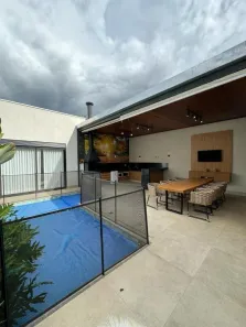 Casa de Condomínio com 3 Quartos à venda, 253m² no Jardim Sul, Uberlândia