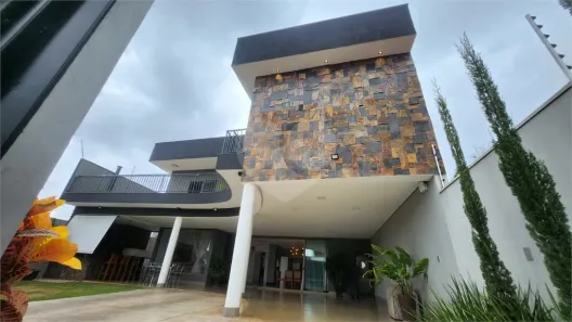Sobrado com 4 Quartos à venda, 366m² no Jardim Botânico, Araraquara