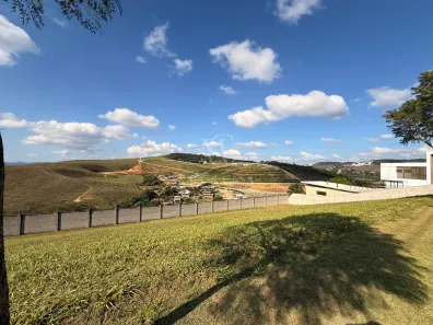 Lote/Terreno à venda, 700m² no São Pedro, Juiz de Fora