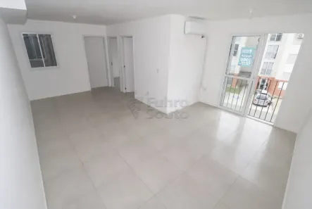 Apartamento com 2 Quartos para alugar, 47m² no Centro, Pelotas