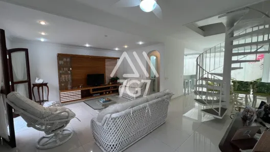 Casa de Condomínio com 3 Quartos à venda, 185m² no Enseada, Guarujá