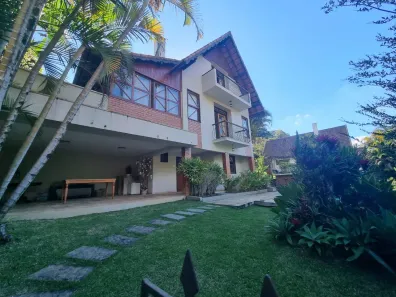 Casa com 4 Quartos à venda, 1500m² no Cascatinha, Nova Friburgo