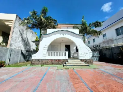 Imóvel Comercial com 6 Quartos para alugar, 400m² no São José, Aracaju