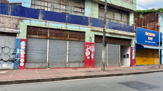 Ponto Comercial para venda ou aluguel, 700m² no Baixa dos Sapateiros, Salvador