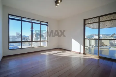 Apartamento com 4 Quartos à venda, 213m² no Centro, Juiz de Fora