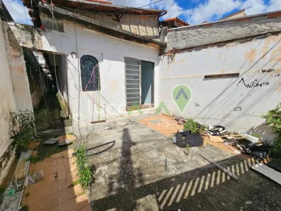 Casa com 2 Quartos à venda, 85m² no Jardim Califórnia, Jacareí