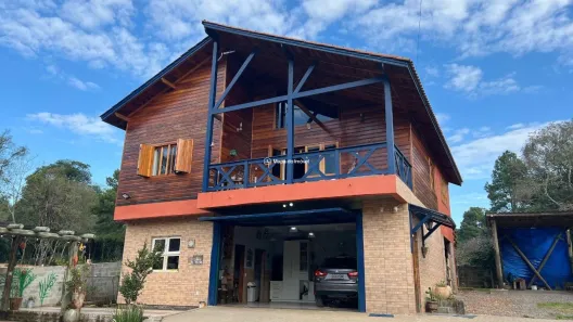Casa com 2 Quartos à venda, 200m² no Carazal, Gramado