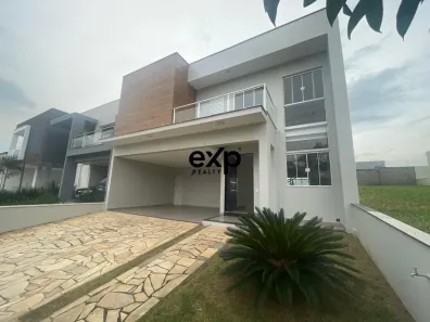 Casa com 3 Quartos para alugar, 205m² no Roncáglia, Valinhos
