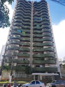 Apartamento com 4 Quartos para alugar, 220m² no Nazaré, Belém