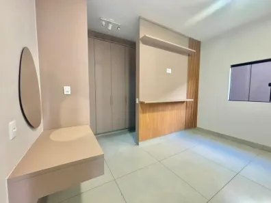 Casa com 3 Quartos à venda, 125m² no Parque Laranjeiras, Rio Verde