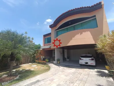 Casa com 5 Quartos para alugar, 360m² no Indianópolis, Caruaru
