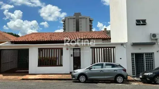 Prédio Comercial para alugar, 350m² no Osvaldo Rezende, Uberlândia