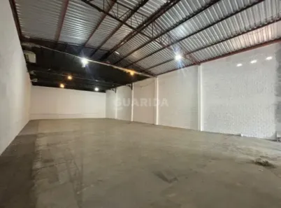 Galpão/Depósito/Armazém para alugar, 500m² no Medianeira, Porto Alegre