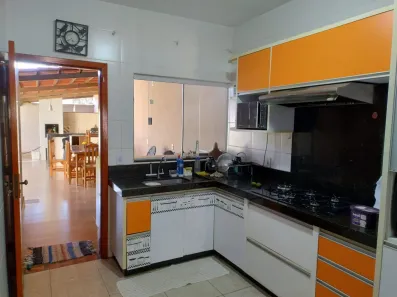 Casa com 3 Quartos à venda, 120m² no Residencial Itaipu, Goiânia