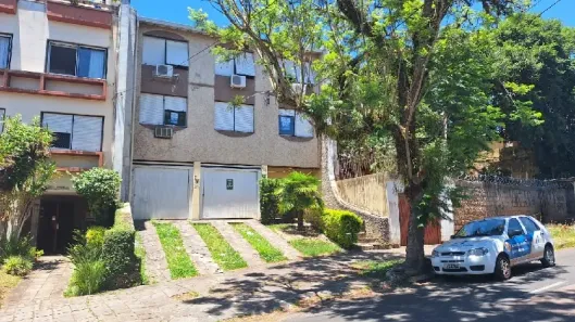 Apartamento com 2 Quartos para alugar, 80m² no Menino Deus, Porto Alegre
