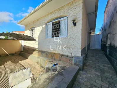 Casa com 3 Quartos à venda, 140m² no Carlos Prates, Belo Horizonte