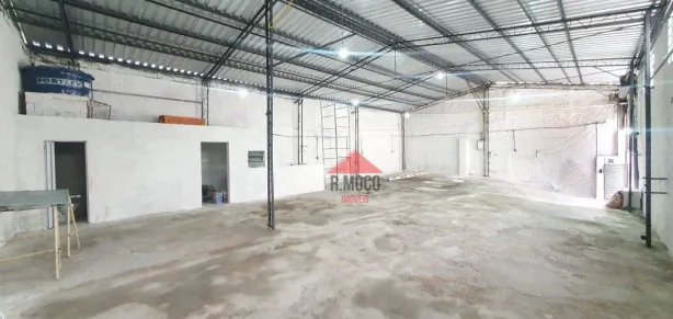 Galpão/Depósito/Armazém para alugar, 220m² no Vila Nova Savoia, São Paulo