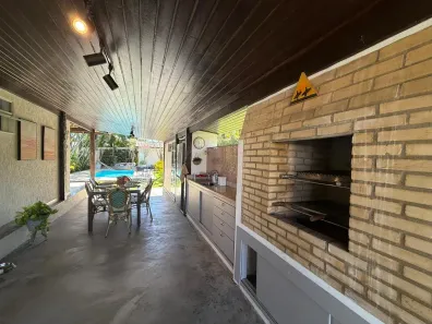 Casa de Condomínio com 4 Quartos à venda, 250m² no José Gonçalves, Armação dos Búzios