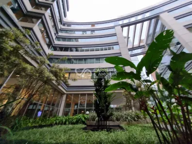Sala Comercial à venda, 72m² no Vila Andrade, São Paulo