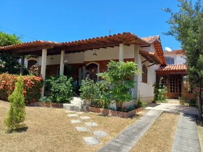 Casa de Condomínio com 3 Quartos para alugar, 160m² no Centro (Iguabinha), Araruama