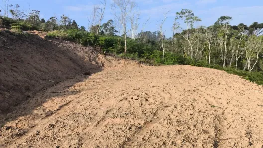 Lote/Terreno à venda, 600m² no Centro, Juquitiba
