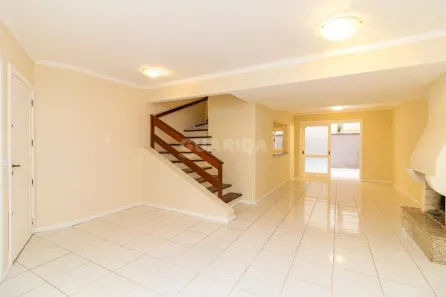 Casa de Condomínio com 3 Quartos para alugar, 300m² no Boa Vista, Porto Alegre