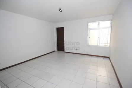 Sala Comercial para alugar, 39m² no Centro, Pelotas