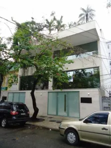 Prédio Comercial para alugar, 369m² no Humaitá, Rio de Janeiro