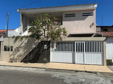 Casa com 3 Quartos à venda, 360m² no Suíça, Aracaju