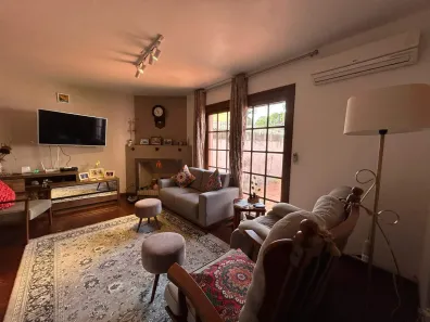 Casa com 3 Quartos à venda, 241m² no Laranjal, Pelotas