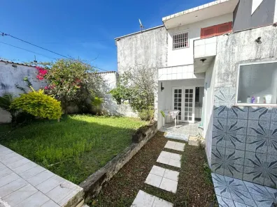 Casa de Condomínio com 2 Quartos à venda, 55m² no Balneario Gaivotas, Itanhaém