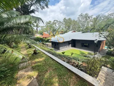Casa com 3 Quartos à venda, 320m² no Bosque do Vianna, Cotia