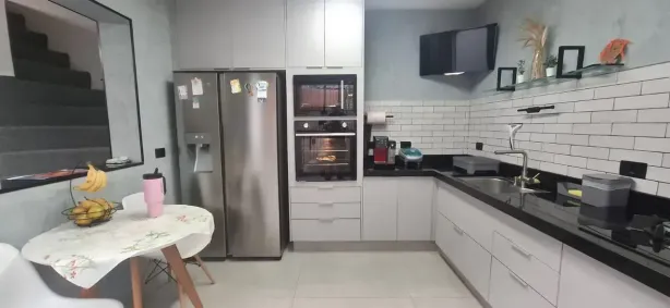 Casa com 4 Quartos à venda, 190m² no Vila Guaca, São Paulo