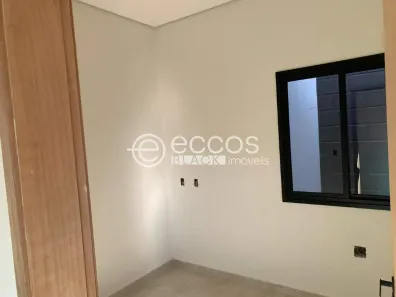 Casa com 3 Quartos à venda, 110m² no Loteamento Portal do Vale II, Uberlândia