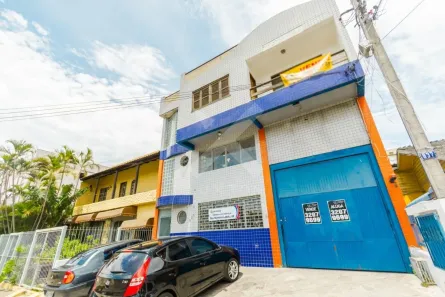 Galpão/Depósito/Armazém à venda, 350m² no Jardim Botânico, Porto Alegre