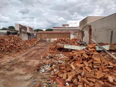 Lote/Terreno à venda, 400m² no Vila Industrial, Campinas
