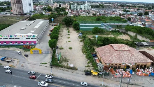 Lote/Terreno para alugar, 4000m² no Barro Duro, Maceió